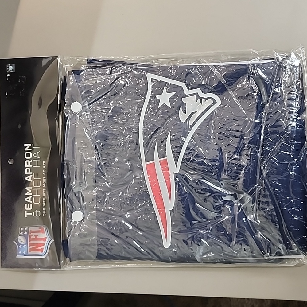 NFL chef apron and hatWeight 10oz, NFL FootballGreat for tailgating, barbecue